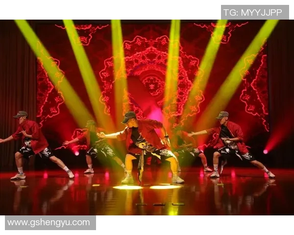 街舞盛宴：深入了解西安街舞队员的独特才华与个人风采